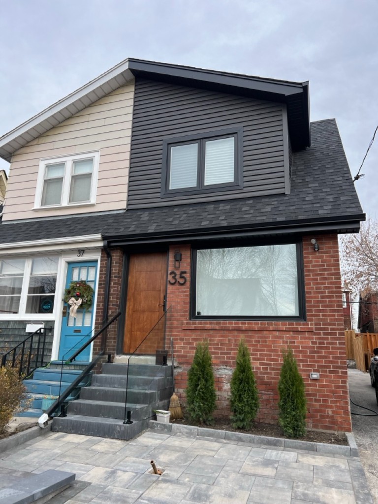 Exterior glass deck railing